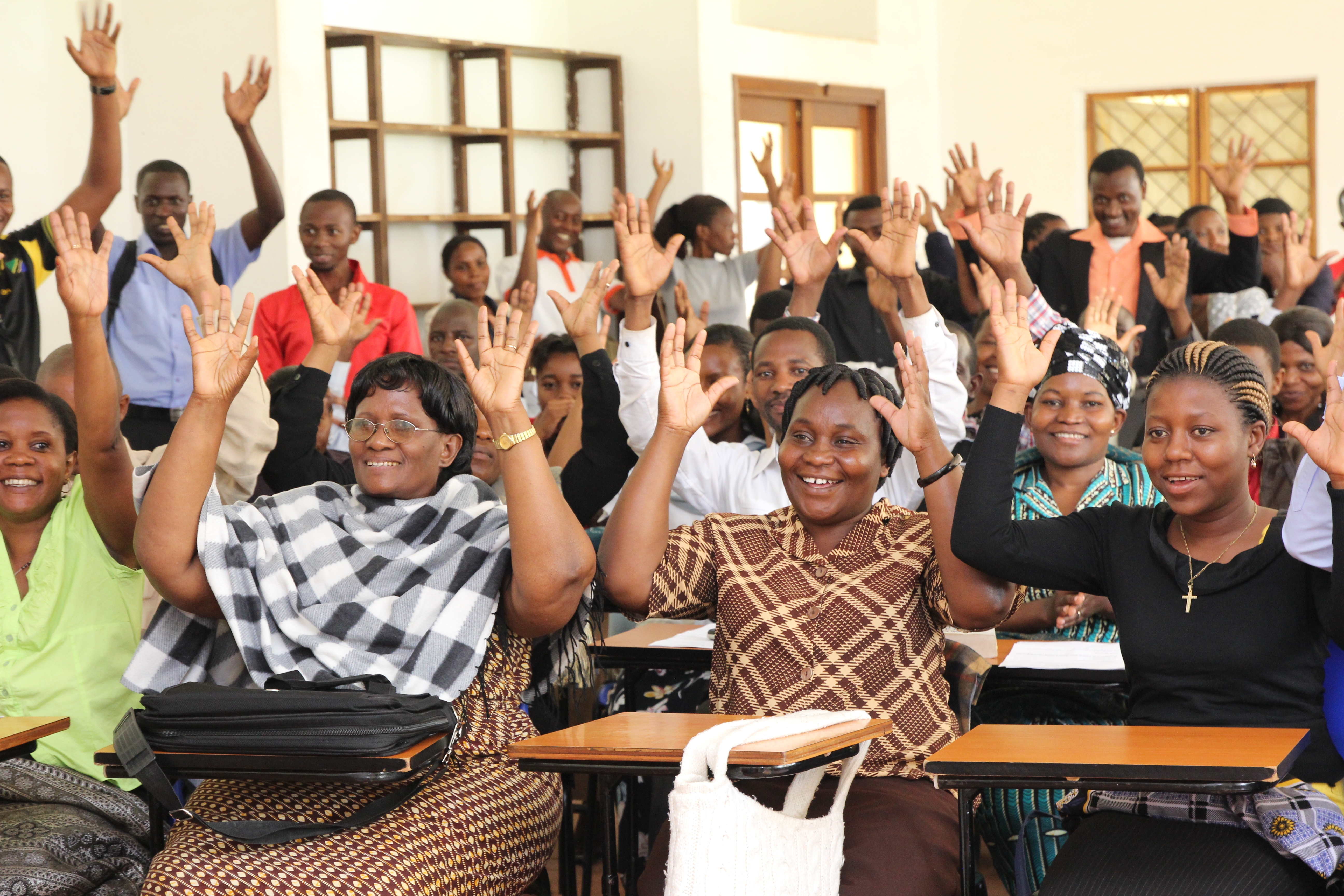 Specialundervisning för funktionshindrade barn förutsätter att det finns utbildade lärare som kan ta i beaktande barnens varierande förmågor. Vid kyrkans universitet i Tanzania utbildas speciallärare. Foto Sari Lehtelä